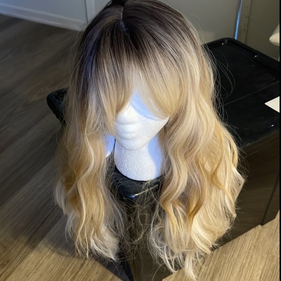 Rooted Wavy Mixed Blonde Synthetic Wig with Bangs - New #C - Picture 16 of 16